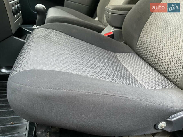 Сірий ВАЗ 2171 Priora, об'ємом двигуна 1.6 л та пробігом 24 тис. км за 4700 $, фото 121 на Automoto.ua