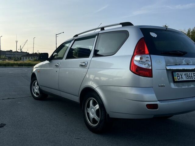 Серый ВАЗ 2171 Priora, объемом двигателя 1.6 л и пробегом 108 тыс. км за 2349 $, фото 1 на Automoto.ua