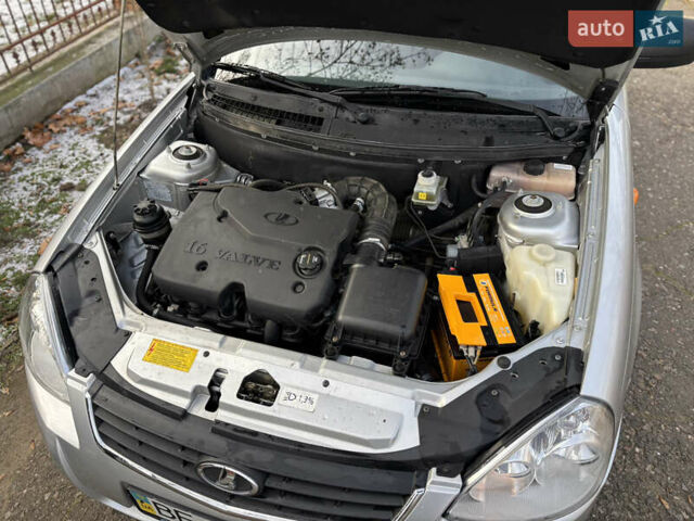 Сірий ВАЗ 2171 Priora, об'ємом двигуна 1.6 л та пробігом 119 тис. км за 4500 $, фото 17 на Automoto.ua