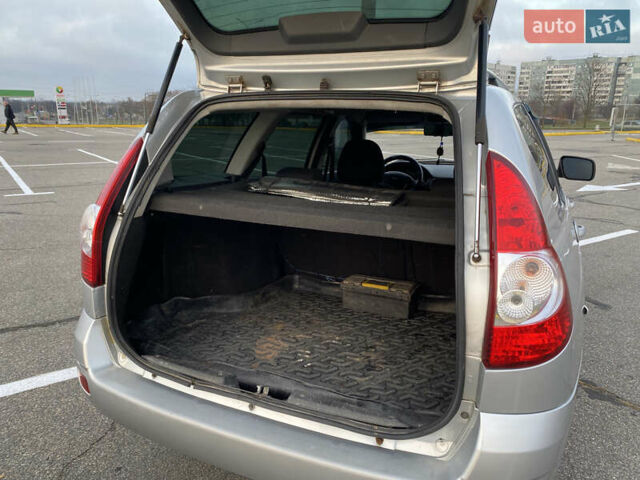 Серый ВАЗ 2171 Priora, объемом двигателя 1.6 л и пробегом 206 тыс. км за 2900 $, фото 8 на Automoto.ua