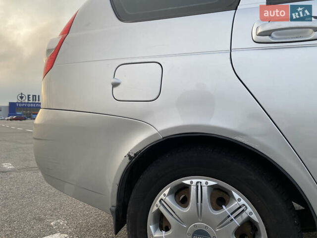 Серый ВАЗ 2171 Priora, объемом двигателя 1.6 л и пробегом 206 тыс. км за 2900 $, фото 6 на Automoto.ua