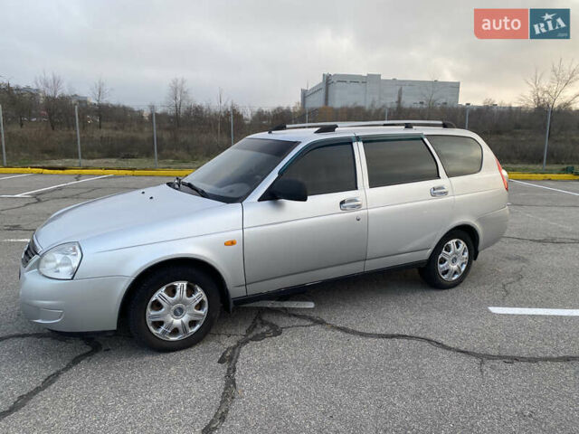 Серый ВАЗ 2171 Priora, объемом двигателя 1.6 л и пробегом 206 тыс. км за 2900 $, фото 2 на Automoto.ua