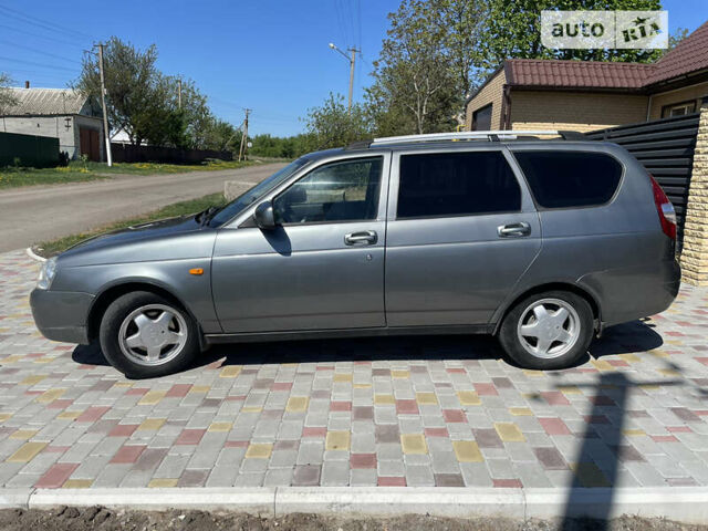 Серый ВАЗ 2171 Priora, объемом двигателя 1.6 л и пробегом 102 тыс. км за 3700 $, фото 3 на Automoto.ua