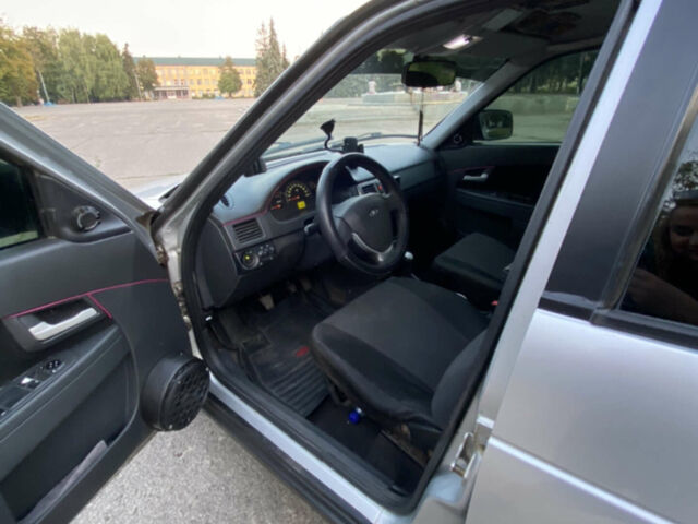 Сірий ВАЗ 2171 Priora, об'ємом двигуна 1.6 л та пробігом 214 тис. км за 2650 $, фото 5 на Automoto.ua