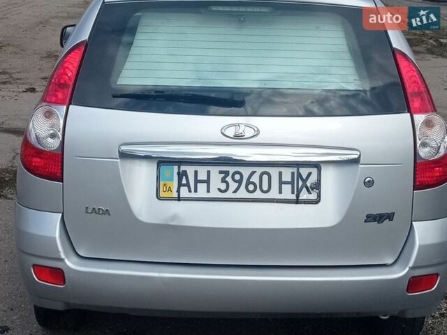 Серый ВАЗ 2171 Priora, объемом двигателя 1.6 л и пробегом 45 тыс. км за 4100 $, фото 3 на Automoto.ua