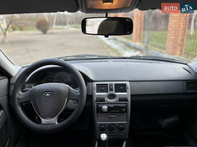 Сірий ВАЗ 2171 Priora, об'ємом двигуна 1.6 л та пробігом 119 тис. км за 4500 $, фото 13 на Automoto.ua
