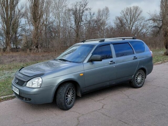 Серый ВАЗ 2171 Priora, объемом двигателя 1.6 л и пробегом 260 тыс. км за 2700 $, фото 1 на Automoto.ua