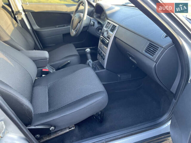 Серый ВАЗ 2171 Priora, объемом двигателя 1.6 л и пробегом 87 тыс. км за 3950 $, фото 11 на Automoto.ua