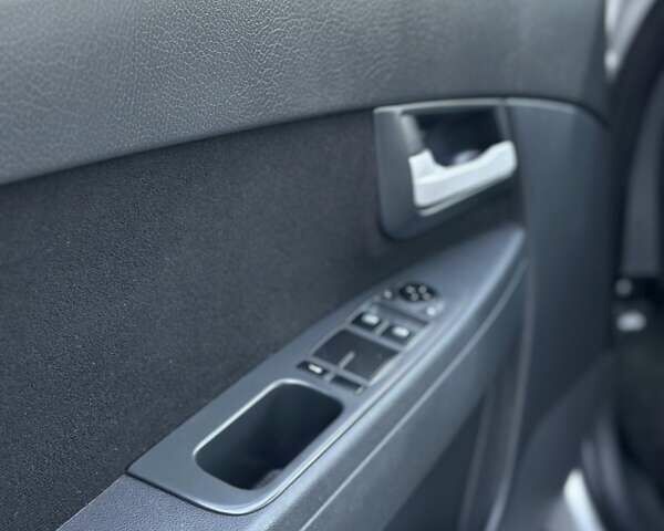 Серый ВАЗ 2171 Priora, объемом двигателя 1.6 л и пробегом 45 тыс. км за 4700 $, фото 11 на Automoto.ua