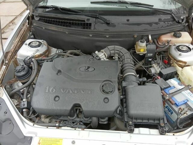 Сірий ВАЗ 2171 Priora, об'ємом двигуна 1.6 л та пробігом 87 тис. км за 3200 $, фото 2 на Automoto.ua