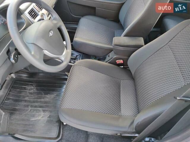 Сірий ВАЗ 2171 Priora, об'ємом двигуна 1.6 л та пробігом 44 тис. км за 5600 $, фото 13 на Automoto.ua