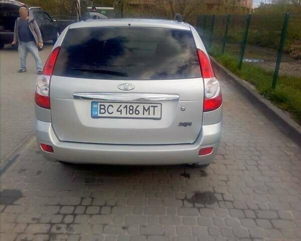 Серый ВАЗ 2171 Priora, объемом двигателя 1.6 л и пробегом 161 тыс. км за 3500 $, фото 2 на Automoto.ua