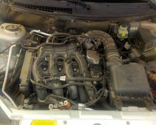 Серый ВАЗ 2171 Priora, объемом двигателя 1.6 л и пробегом 161 тыс. км за 3500 $, фото 6 на Automoto.ua