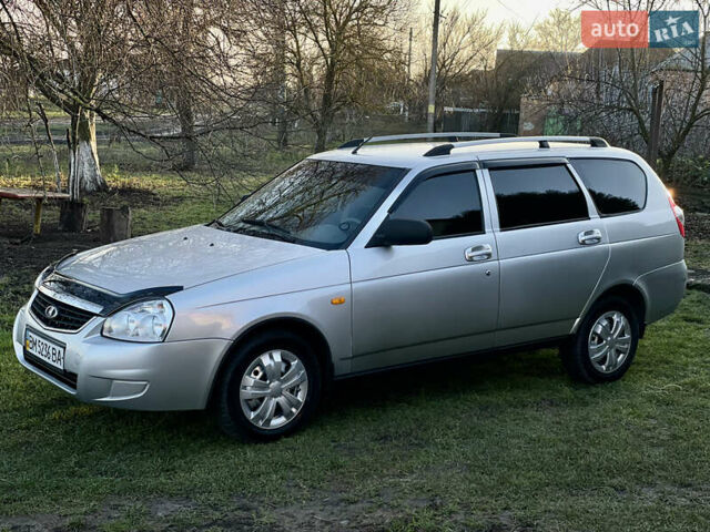 Серый ВАЗ 2171 Priora, объемом двигателя 1.6 л и пробегом 87 тыс. км за 3950 $, фото 3 на Automoto.ua
