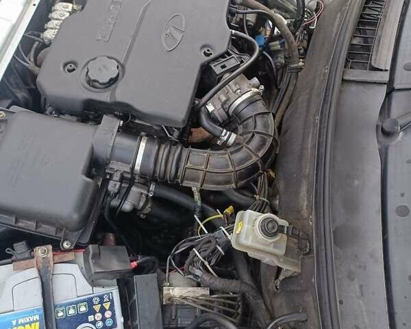 Серый ВАЗ 2171 Priora, объемом двигателя 2 л и пробегом 163 тыс. км за 3500 $, фото 4 на Automoto.ua