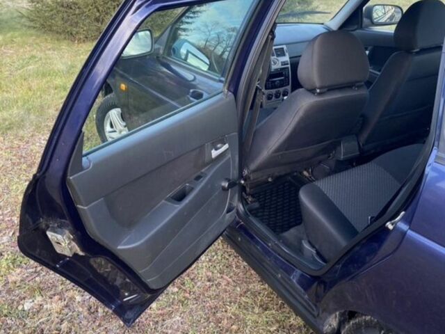 Синий ВАЗ 2171 Priora, объемом двигателя 0 л и пробегом 177 тыс. км за 1500 $, фото 8 на Automoto.ua