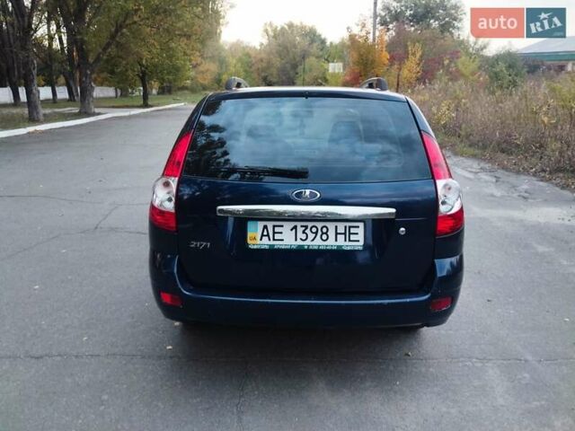 ВАЗ 2171 Priora 2012 в Днепре (Днепропетровске) на Automoto.ua Синий ВАЗ 2171 Priora, объемом двигателя 1.6 л и пробегом 110 тыс. км за 2700 $, фото 2 на Automoto.ua