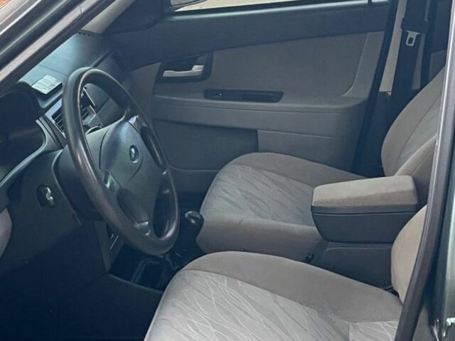 Зелений ВАЗ 2171 Priora, об'ємом двигуна 1.6 л та пробігом 3 тис. км за 2600 $, фото 6 на Automoto.ua