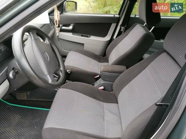 Зелений ВАЗ 2171 Priora, об'ємом двигуна 1.6 л та пробігом 128 тис. км за 1850 $, фото 5 на Automoto.ua