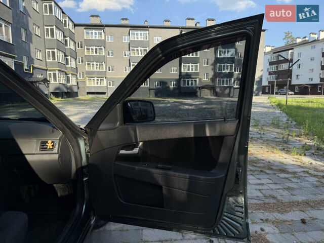 Зеленый ВАЗ 2171 Priora, объемом двигателя 1.6 л и пробегом 145 тыс. км за 4100 $, фото 17 на Automoto.ua