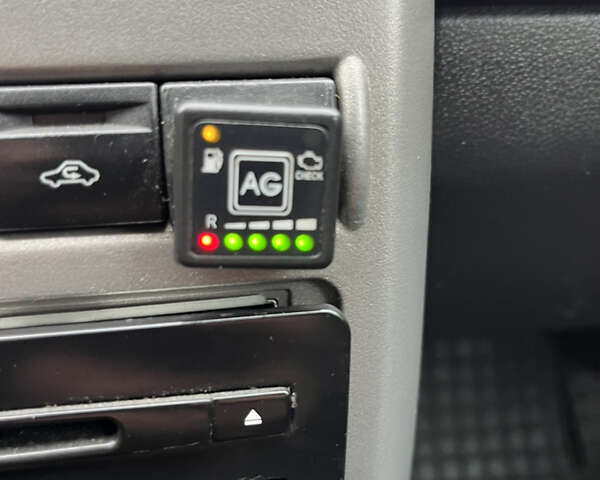 Зеленый ВАЗ 2171 Priora, объемом двигателя 1.6 л и пробегом 193 тыс. км за 2800 $, фото 6 на Automoto.ua