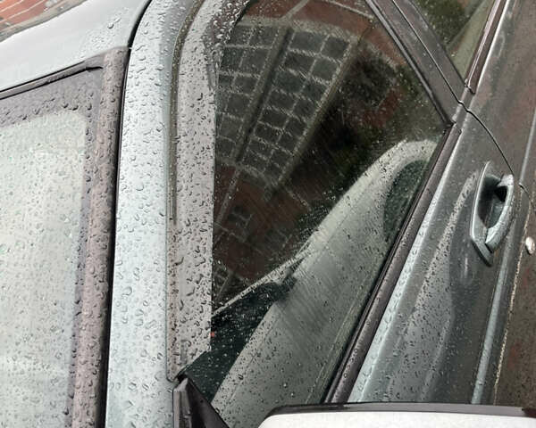 Зеленый ВАЗ 2171 Priora, объемом двигателя 1.6 л и пробегом 193 тыс. км за 2800 $, фото 12 на Automoto.ua