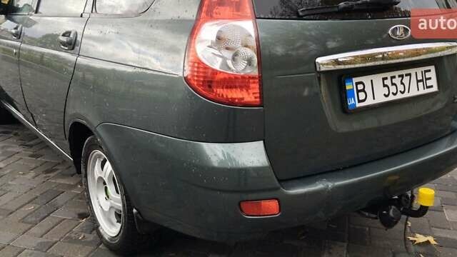 ВАЗ 2171 Priora 2011 в Днепре (Днепропетровске) на Automoto.ua Зеленый ВАЗ 2171 Priora, объемом двигателя 1.6 л и пробегом 192 тыс. км за 2650 $, фото 6 на Automoto.ua