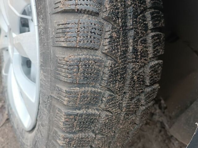 Зелений ВАЗ 2171 Priora, об'ємом двигуна 0 л та пробігом 130 тис. км за 3700 $, фото 8 на Automoto.ua