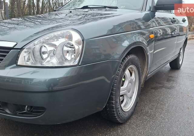 Зеленый ВАЗ 2171 Priora, объемом двигателя 1.6 л и пробегом 83 тыс. км за 3150 $, фото 26 на Automoto.ua