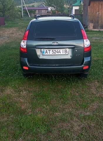 Зеленый ВАЗ 2171 Priora, объемом двигателя 1.6 л и пробегом 150 тыс. км за 1800 $, фото 7 на Automoto.ua
