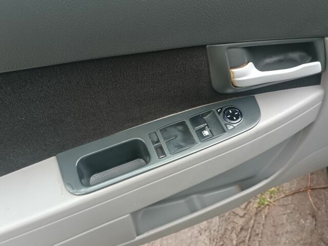 Зелений ВАЗ 2171 Priora, об'ємом двигуна 0 л та пробігом 130 тис. км за 3700 $, фото 9 на Automoto.ua