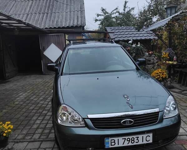 Зеленый ВАЗ 2171 Priora, объемом двигателя 1.6 л и пробегом 300 тыс. км за 2700 $, фото 5 на Automoto.ua