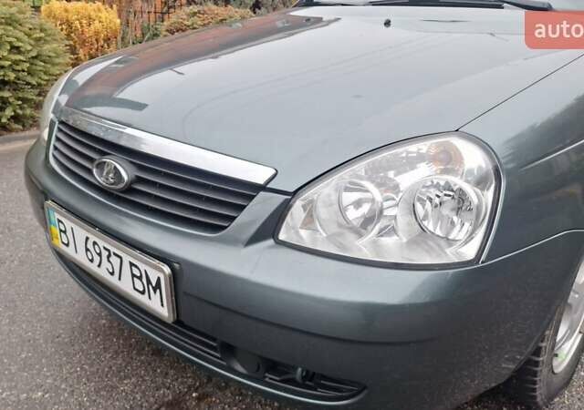 Зеленый ВАЗ 2171 Priora, объемом двигателя 1.6 л и пробегом 83 тыс. км за 3150 $, фото 3 на Automoto.ua
