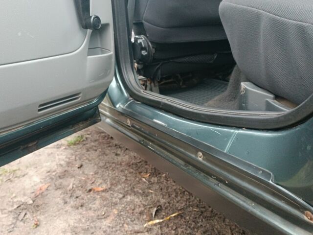 Зелений ВАЗ 2171 Priora, об'ємом двигуна 0 л та пробігом 130 тис. км за 3700 $, фото 10 на Automoto.ua