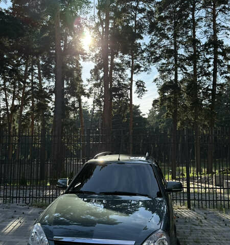 Зеленый ВАЗ 2171 Priora, объемом двигателя 1.6 л и пробегом 145 тыс. км за 4100 $, фото 47 на Automoto.ua