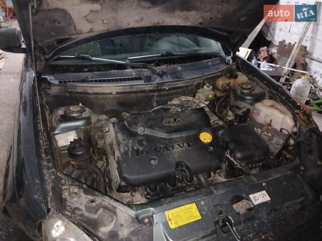 Зелений ВАЗ 2171 Priora, об'ємом двигуна 1.6 л та пробігом 324 тис. км за 1100 $, фото 8 на Automoto.ua