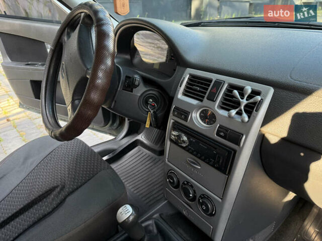 Зеленый ВАЗ 2171 Priora, объемом двигателя 1.6 л и пробегом 145 тыс. км за 4100 $, фото 19 на Automoto.ua