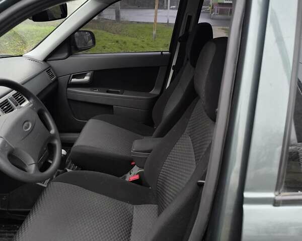 Зеленый ВАЗ 2171 Priora, объемом двигателя 1.6 л и пробегом 34 тыс. км за 3700 $, фото 5 на Automoto.ua