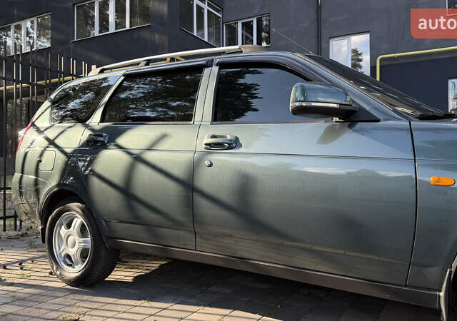 Зеленый ВАЗ 2171 Priora, объемом двигателя 1.6 л и пробегом 145 тыс. км за 4100 $, фото 43 на Automoto.ua