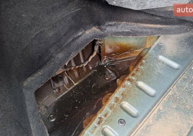 Зеленый ВАЗ 2171 Priora, объемом двигателя 1.6 л и пробегом 83 тыс. км за 3150 $, фото 32 на Automoto.ua