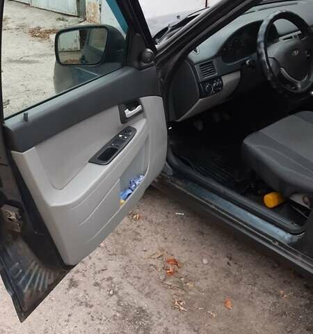 Зелений ВАЗ 2171 Priora, об'ємом двигуна 1.6 л та пробігом 150 тис. км за 3000 $, фото 14 на Automoto.ua