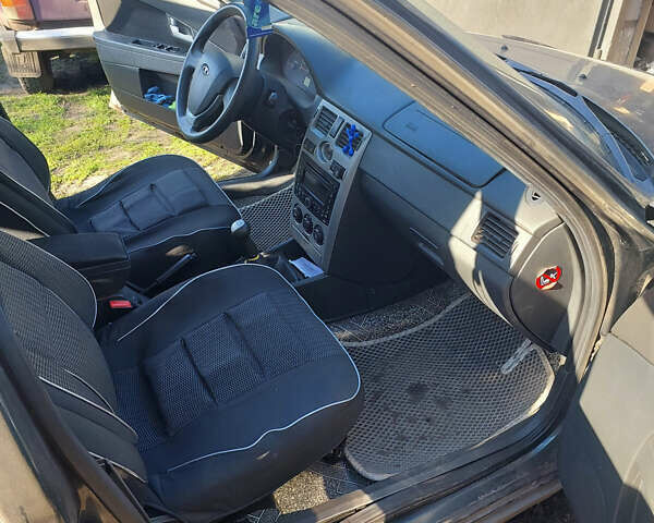 Зеленый ВАЗ 2171 Priora, объемом двигателя 1.6 л и пробегом 164 тыс. км за 2200 $, фото 3 на Automoto.ua