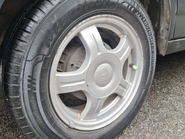 Зеленый ВАЗ 2171 Priora, объемом двигателя 1.6 л и пробегом 83 тыс. км за 3150 $, фото 7 на Automoto.ua