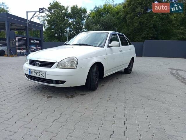 Білий ВАЗ 2172 Priora, об'ємом двигуна 1.6 л та пробігом 279 тис. км за 2100 $, фото 8 на Automoto.ua