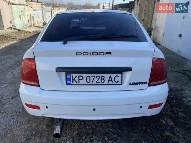 Білий ВАЗ 2172 Priora, об'ємом двигуна 1.6 л та пробігом 183 тис. км за 6200 $, фото 2 на Automoto.ua