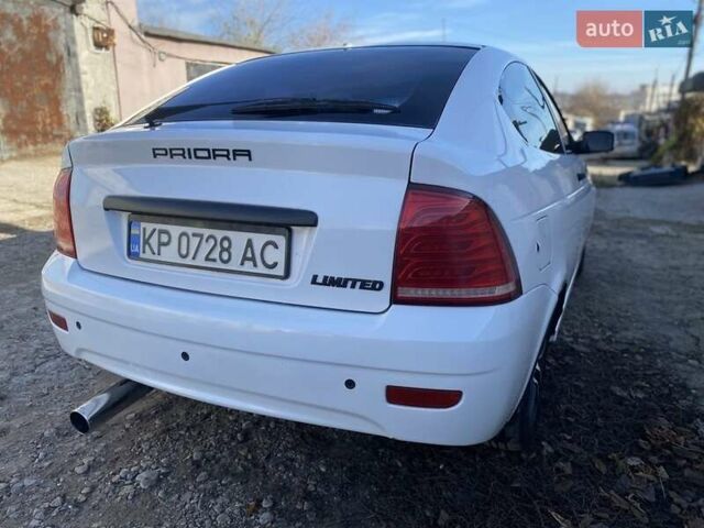 Білий ВАЗ 2172 Priora, об'ємом двигуна 1.6 л та пробігом 183 тис. км за 6200 $, фото 9 на Automoto.ua