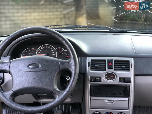 Белый ВАЗ 2172 Priora, объемом двигателя 1.6 л и пробегом 160 тыс. км за 4150 $, фото 35 на Automoto.ua