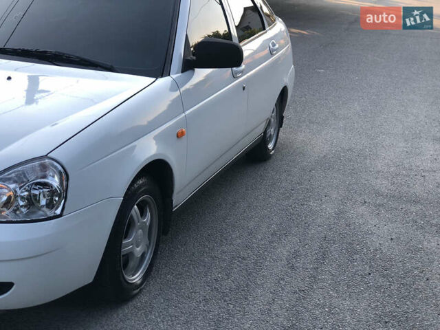 Белый ВАЗ 2172 Priora, объемом двигателя 1.6 л и пробегом 160 тыс. км за 4150 $, фото 14 на Automoto.ua