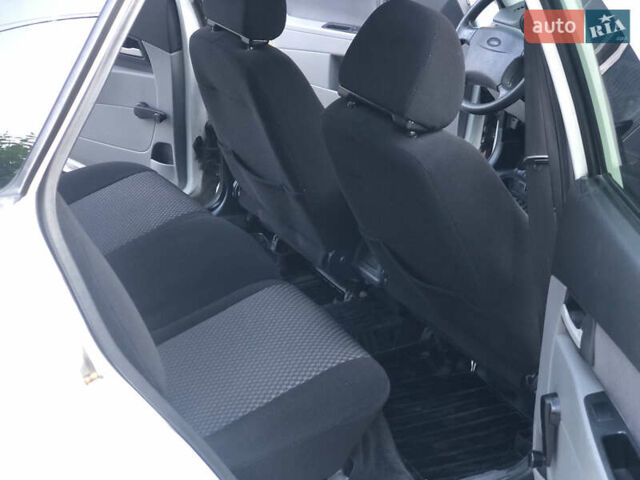 Белый ВАЗ 2172 Priora, объемом двигателя 1.6 л и пробегом 160 тыс. км за 4150 $, фото 31 на Automoto.ua
