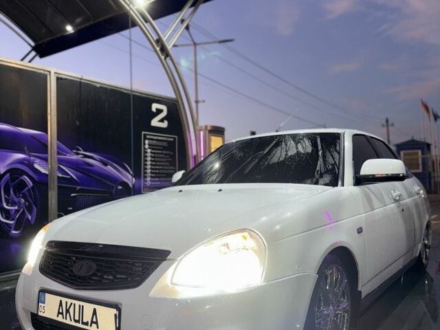 ВАЗ 2172 Priora 2012 в Одессе на Automoto.ua Белый ВАЗ 2172 Priora, объемом двигателя 1.6 л и пробегом 170 тыс. км за 3700 $, фото 6 на Automoto.ua
